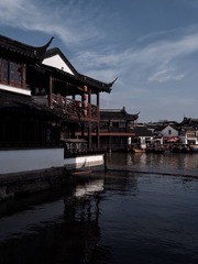 67D39FD6-4157-43BB-B82B-70AD66281ED8/L0/001