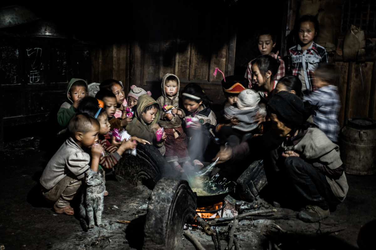 大凉山深处彝族同胞的原生态生活