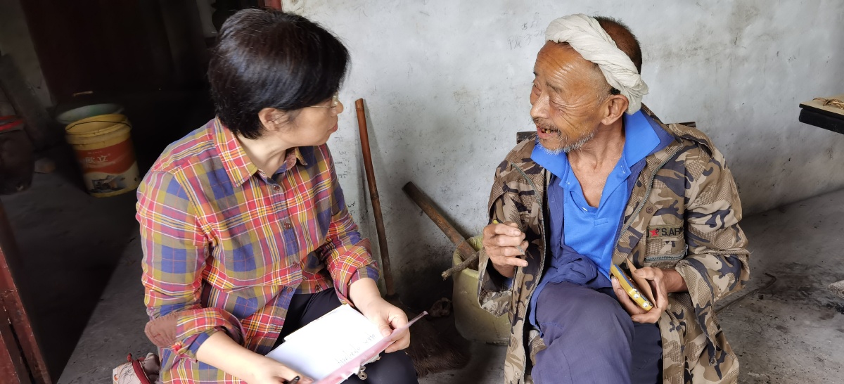 扶贫干部的一天