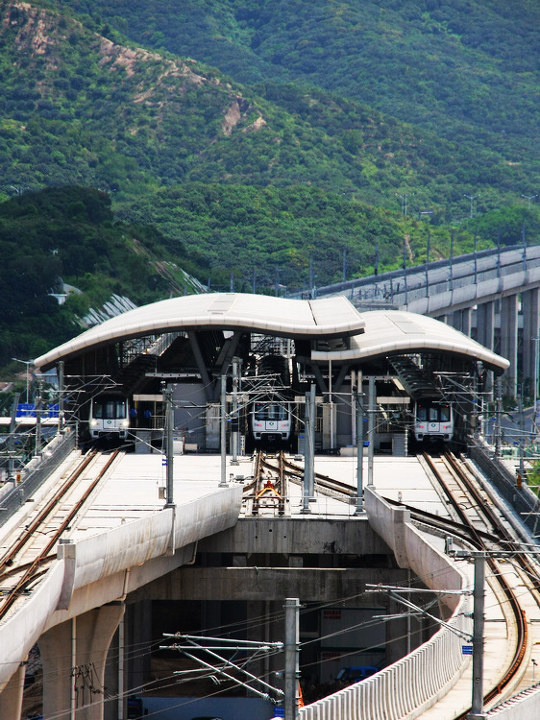 深圳环中线长岭陂站 br />