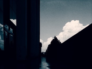 384175