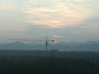 4830586