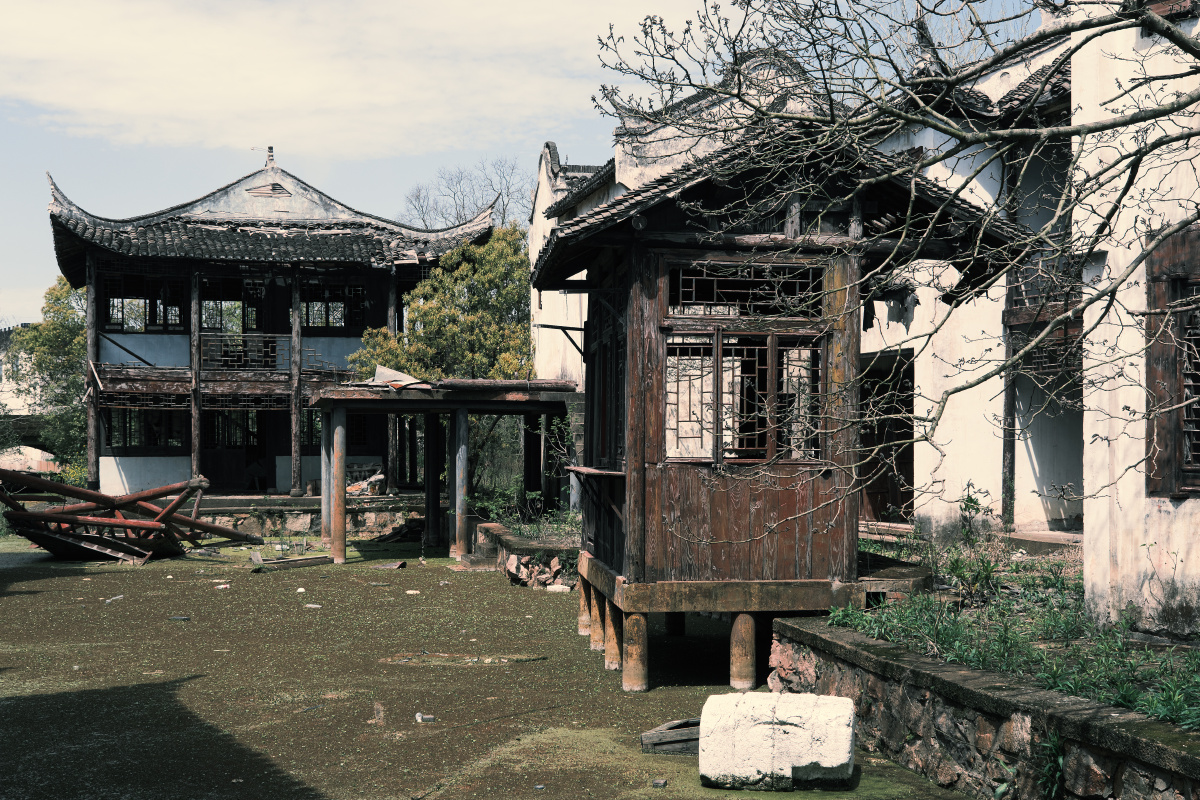 废弃的东海影视基地