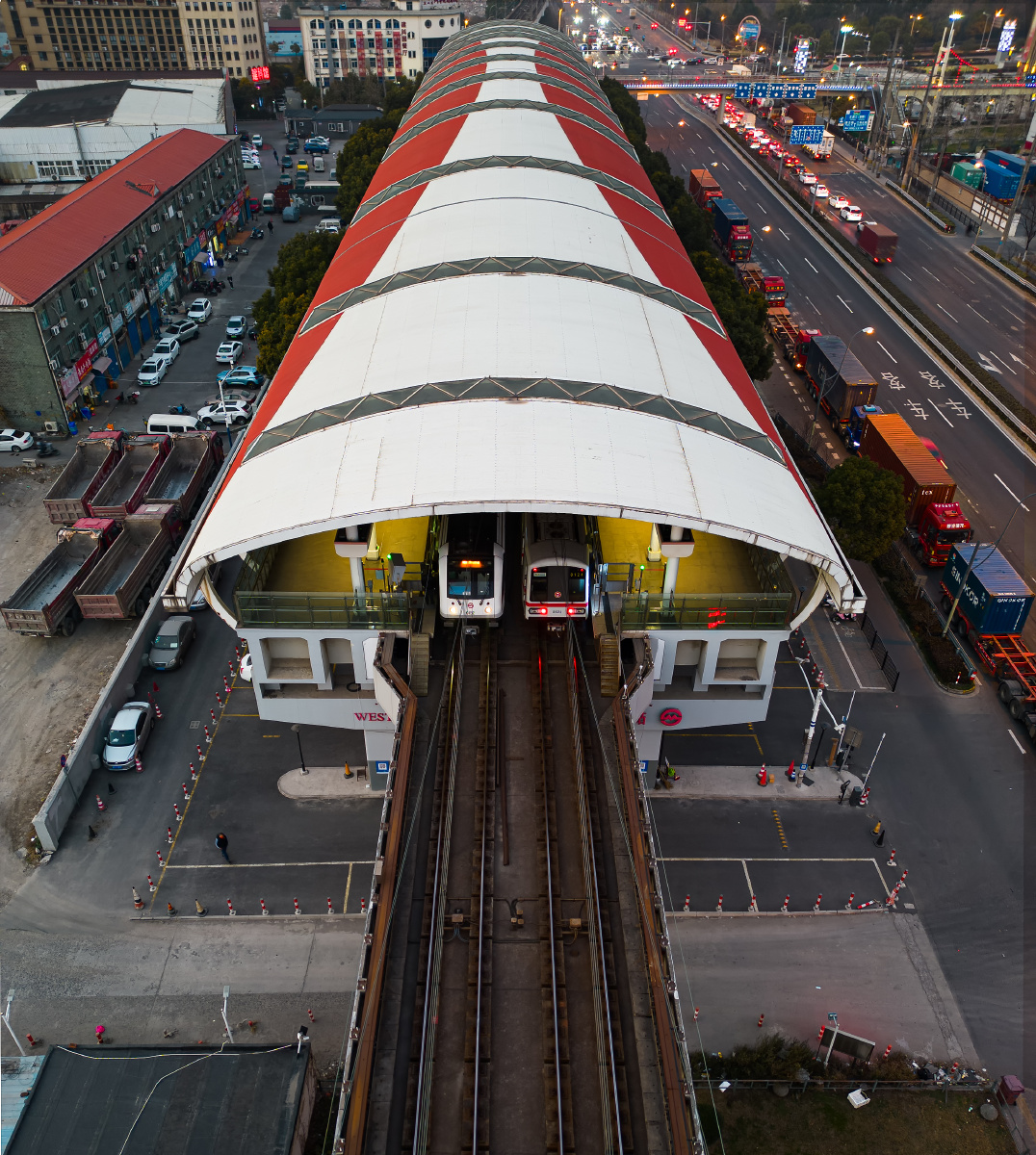 上海地铁站:一号线友谊西路站 - mokujin - 图虫