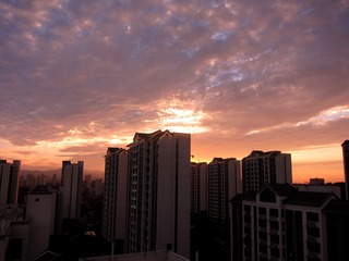 1200325