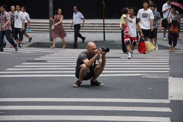如入无人之境的外国摄影爱好者