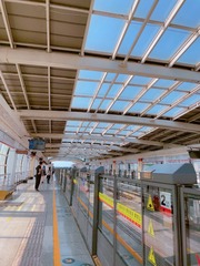 14392502-E369-4A03-8F31-D79DA632979D/L0/001
