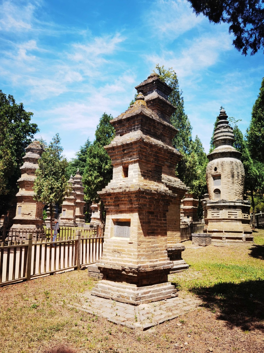 游少林寺感受宗教文化聆听寺庙禅音