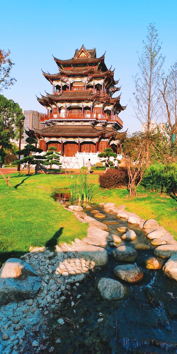 武昌紫阳公园一角