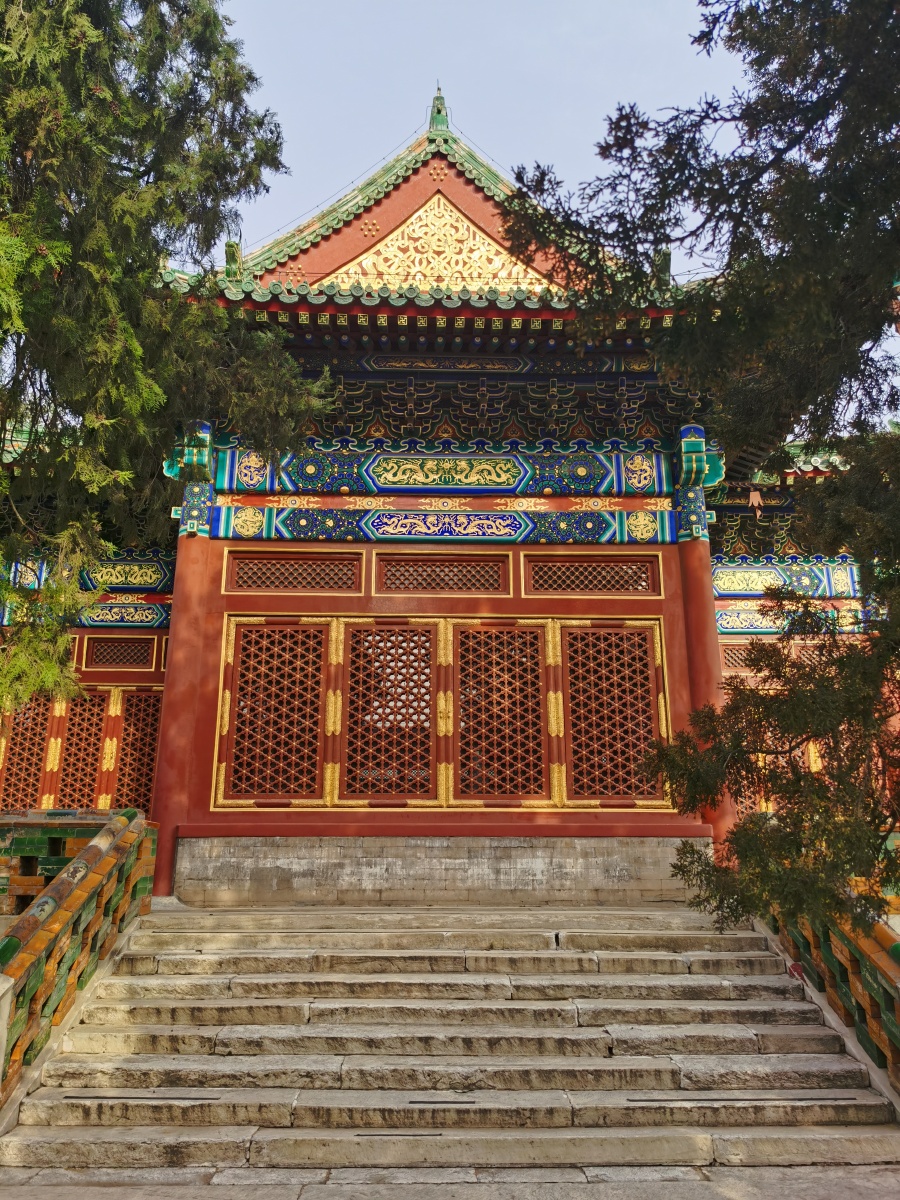北京北海公园团城承光殿