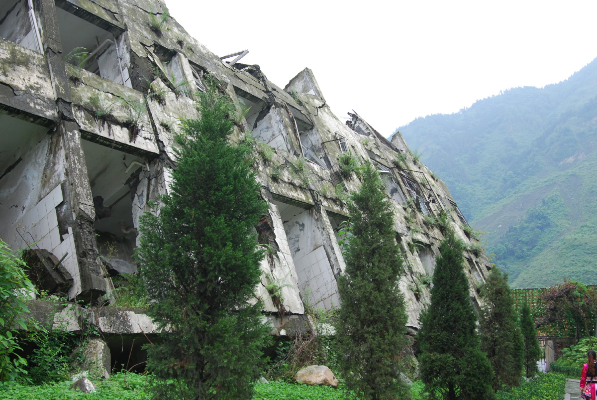 汶川地震遗址悼念随拍