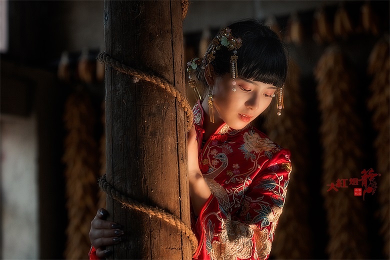 成潭常有低云起雾巨龙腾空之壮观人云龙卧福地饮水还童龙窝摄影师陆涛