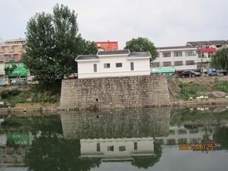 107647