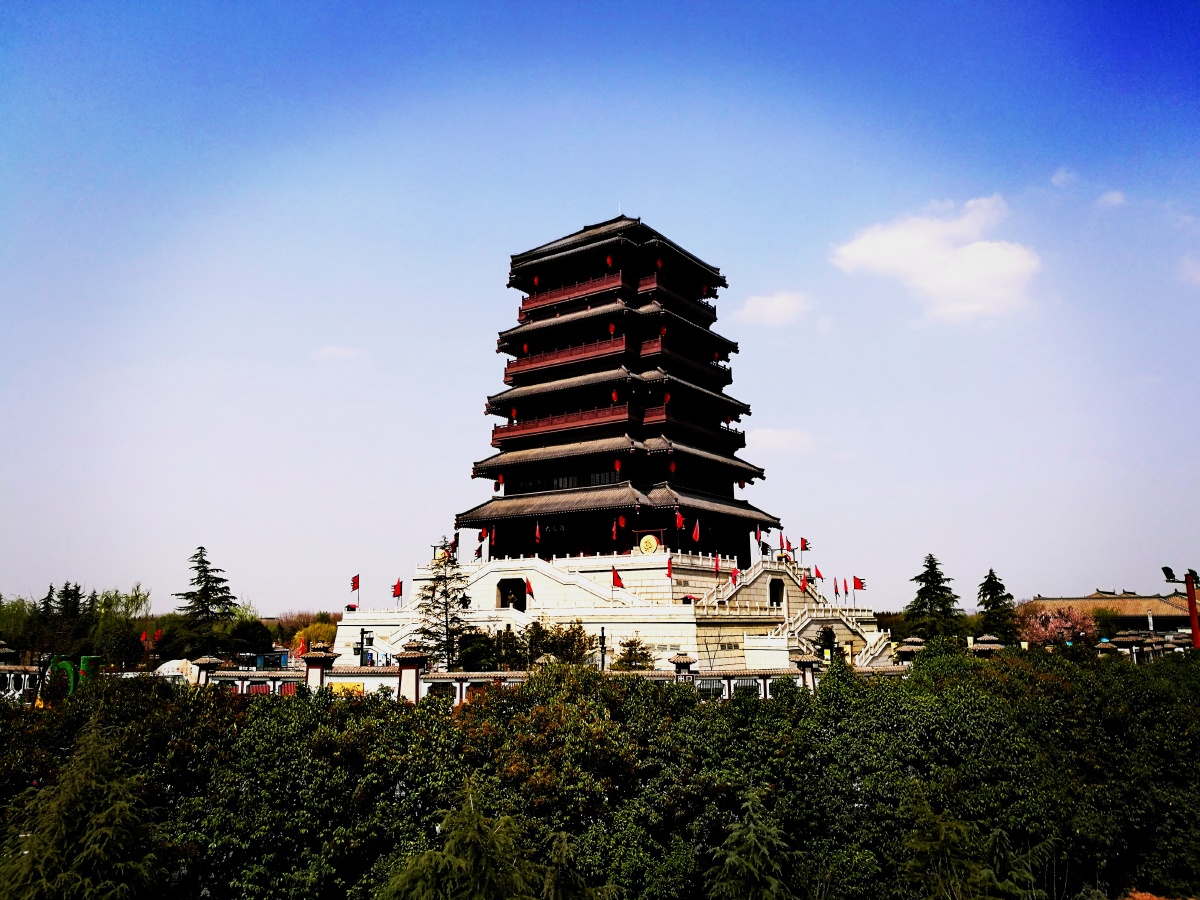 中国西安汉城湖大风阁