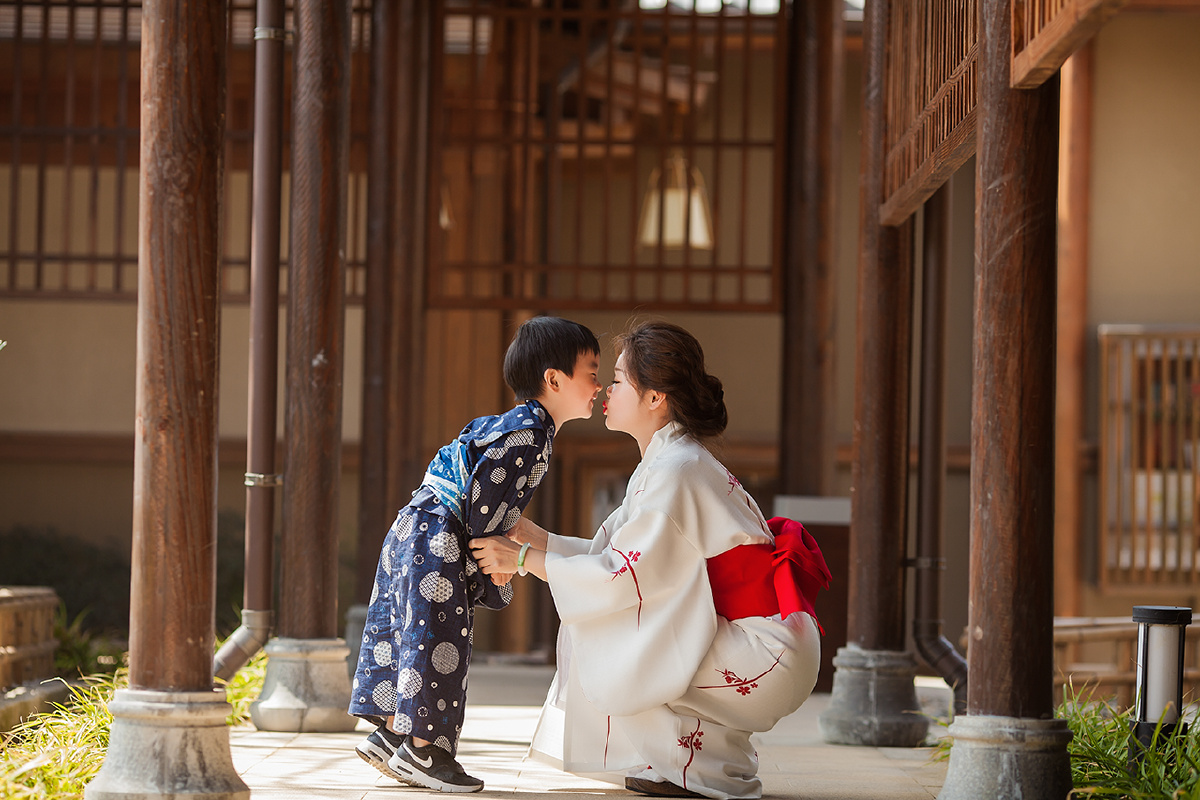 想念那个樱花盛开的季节最喜欢的一对母子也是最喜欢一组亲子照每张都