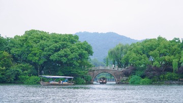 C91F1B7F-EEC8-49CD-BEB1-9D39E755551C/L0/001
