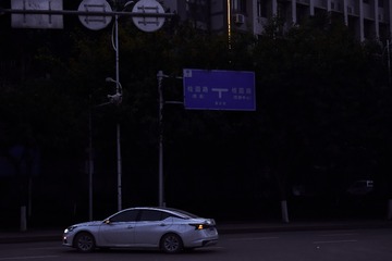 218446