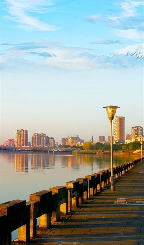 德阳旌湖的美景