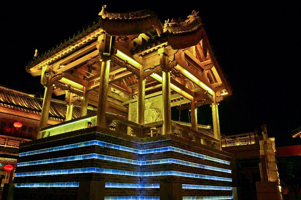 台儿庄古城夜景2