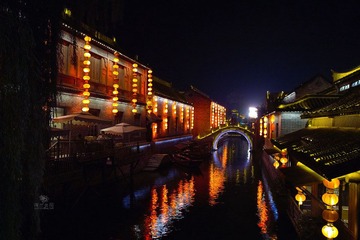 13042189.jpg