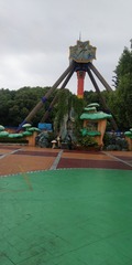 821744