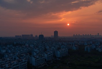 168381