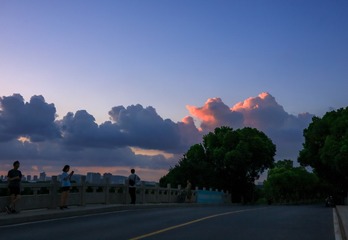 162460