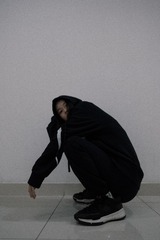 001