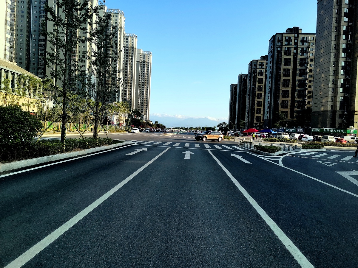 前方路口如人生的每一次选择迷茫且重要04