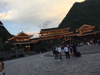 C330EE46-ED52-4617-ADDC-2677AC0BEA95/L0/001