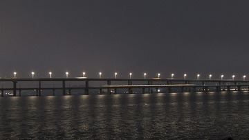 F9E1D686-115E-4433-8522-4C179E6F2B0D/L0/001