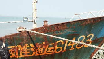 851389