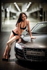 奥迪R8-7.jpg