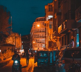 905129