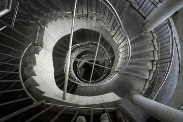 1000076174