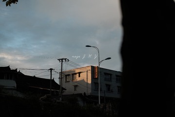 1070963