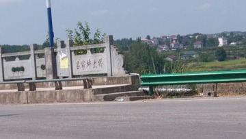 328351