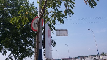328356