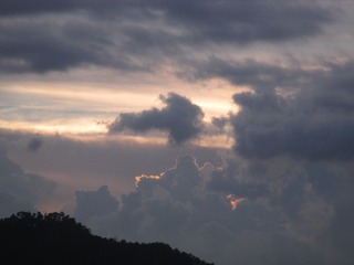 28A5C9C8-1334-4CB3-B50A-28B04FB12694/L0/001