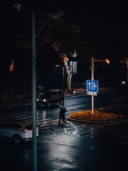 04C0C11E-3F34-4385-9C74-5488479F9F9C/L0/001