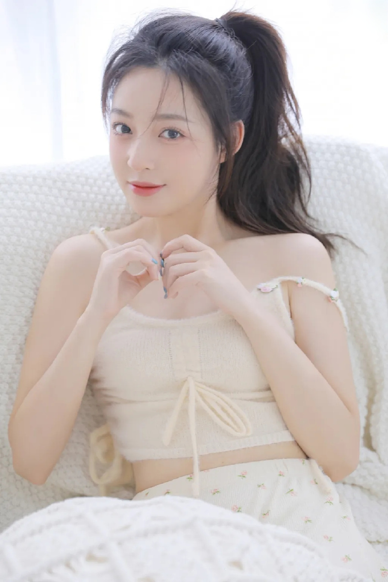 氧气居家女孩写真