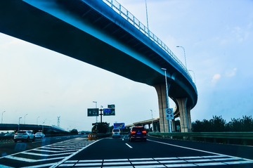4949924