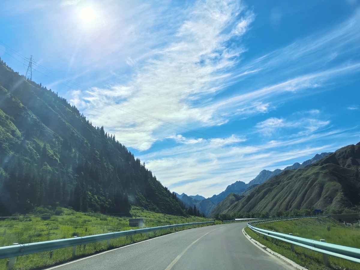 2021南疆行@独库公路库车段 - 黄河穿城过 - 图虫