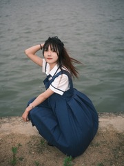 001
