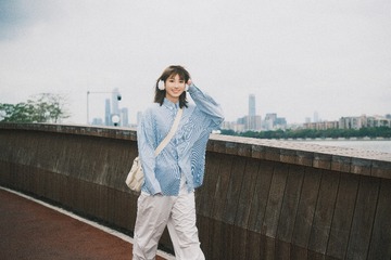 001