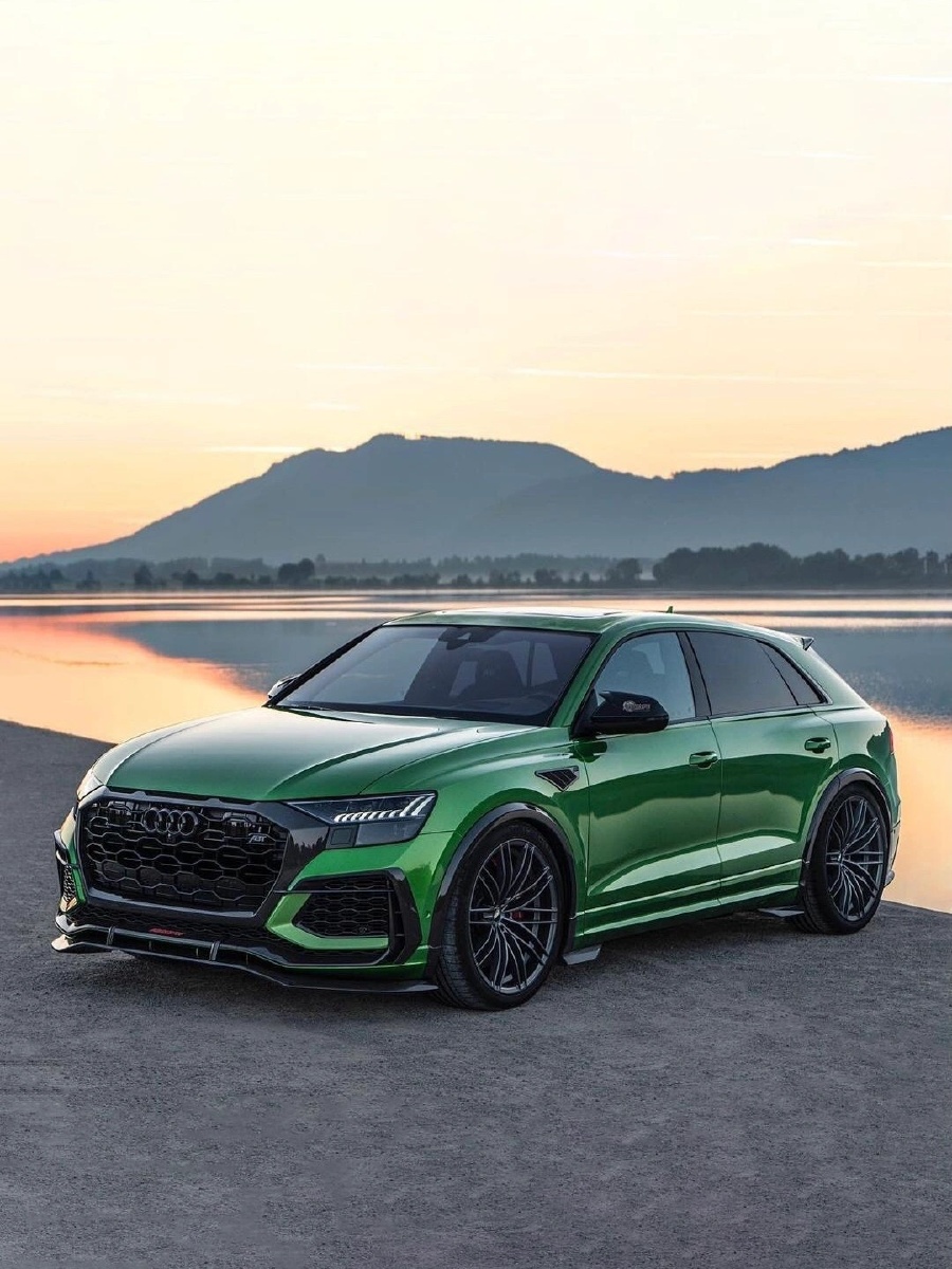 纽北级速suv #奥迪rsq8 与 #兰博基尼urus 同平台.