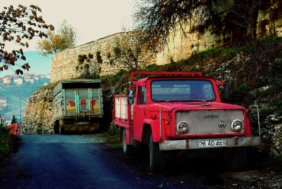 卡车-番红花城<br />
