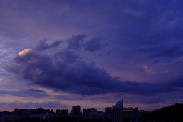 127AD4EB-C78E-4544-8734-6D4568D557DA/L0/001