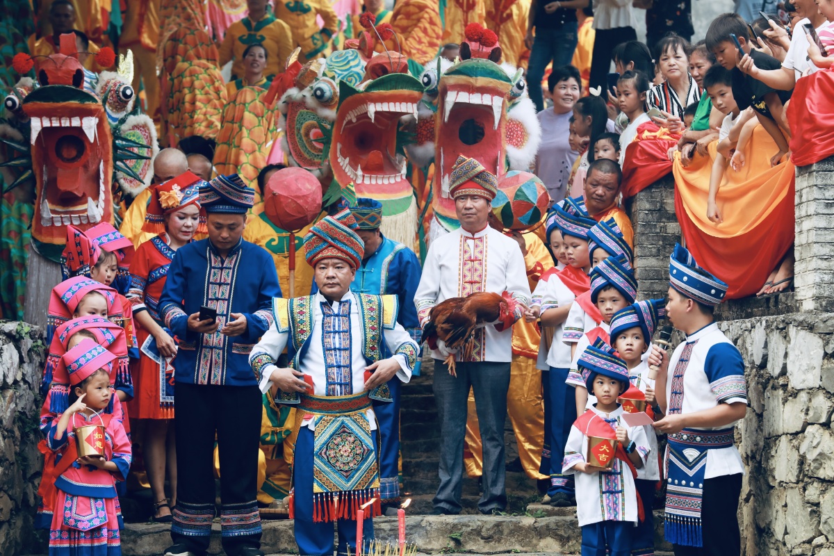 广西来宾忻城壮族过中秋节记(2) - 摄影-斌仔 - 图虫