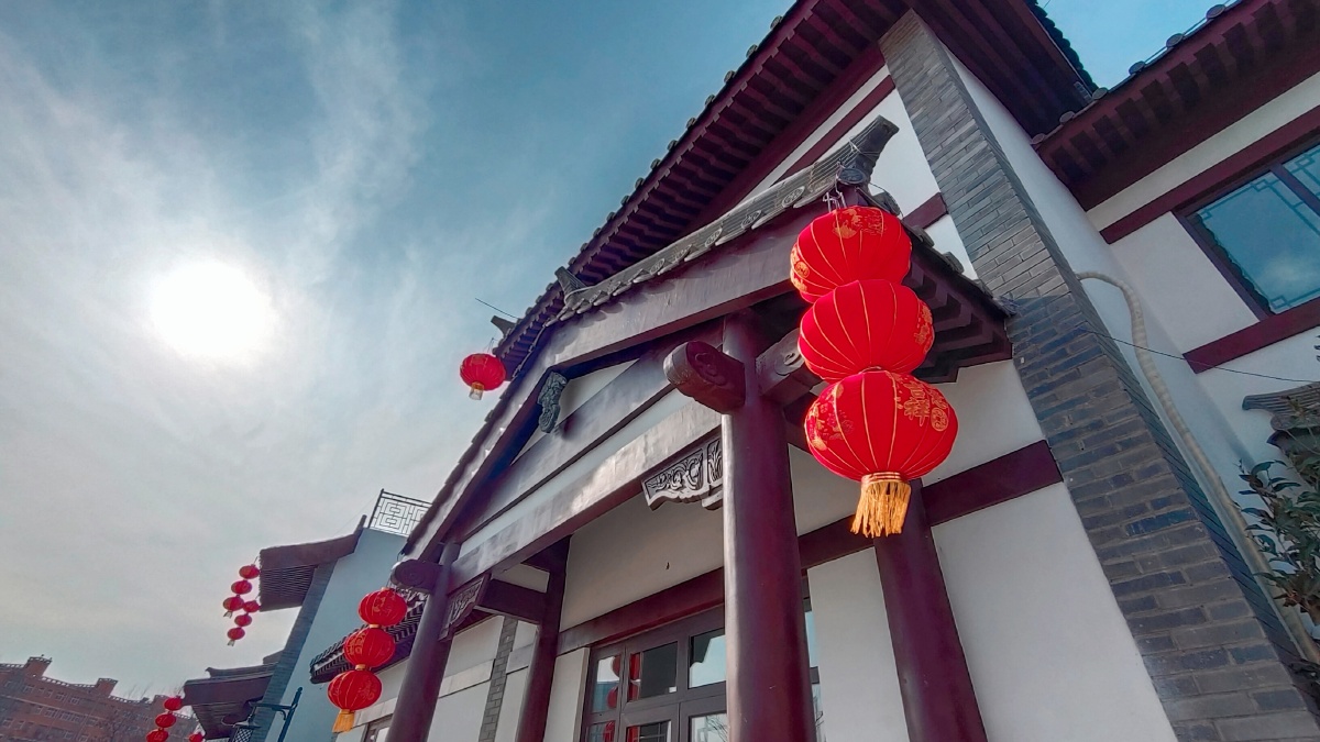 建设中的鲁山花瓷古镇中